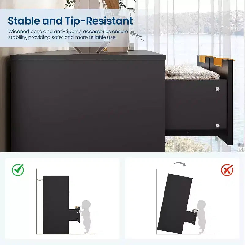 Comò a 10 cassetti scanalato con maniglie dorate, mobile contenitore moderno e lungo, elegante soluzione per camera da letto, soggiorno, ingresso