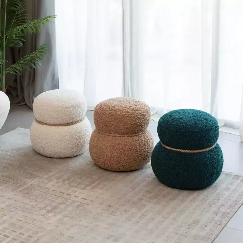 Pouf Rotondo a Forma di Pupazzo di Neve, Sgabello Carino Rivestito in Lana di Agnello, Sgabello da Trucco con Struttura in Legno, Panca Porta Scarpe per Soggiorno, Camera da Letto, Ingresso